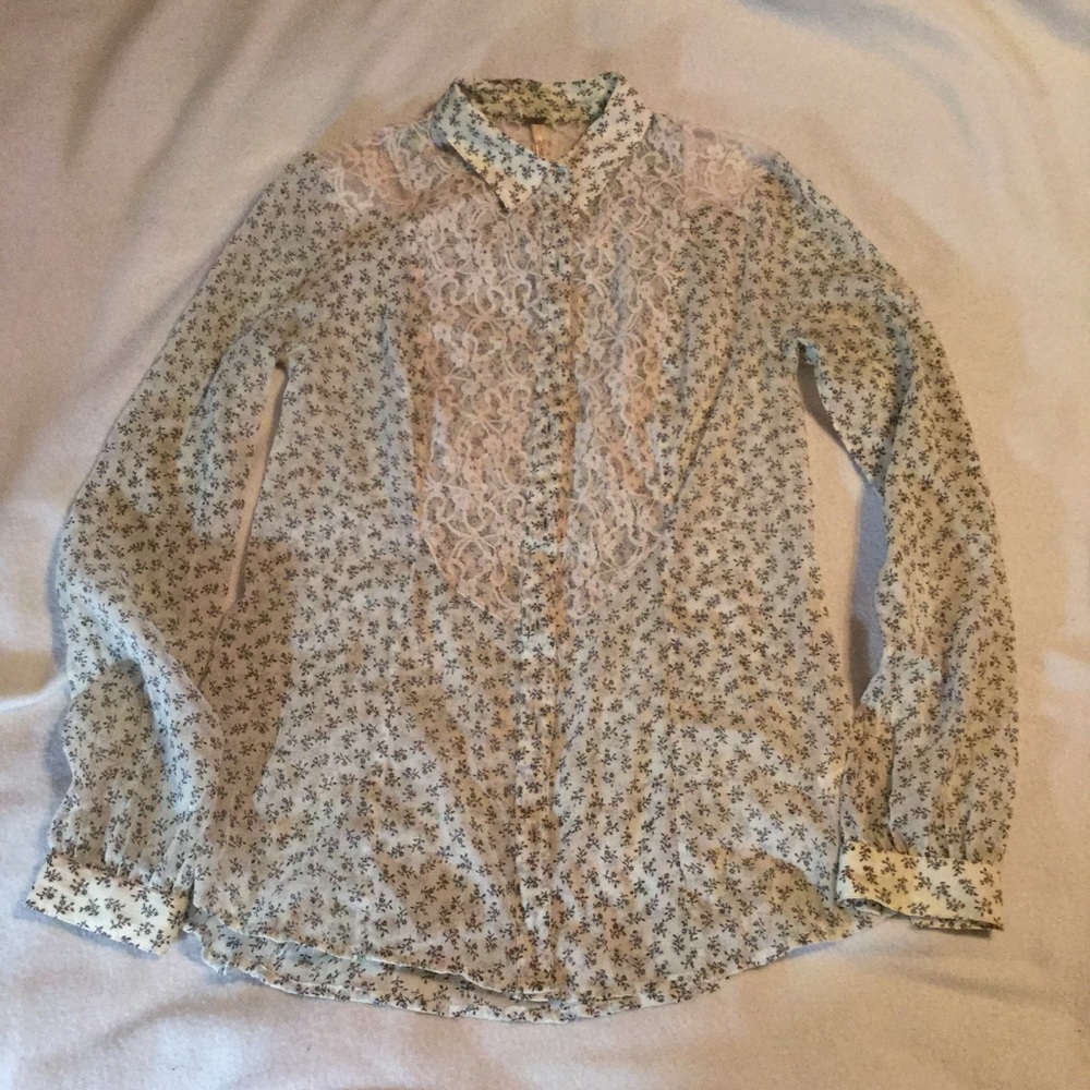 Free People sheer top, size XS, button down